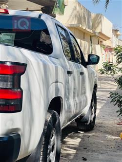 نیسان فرۆنتیر